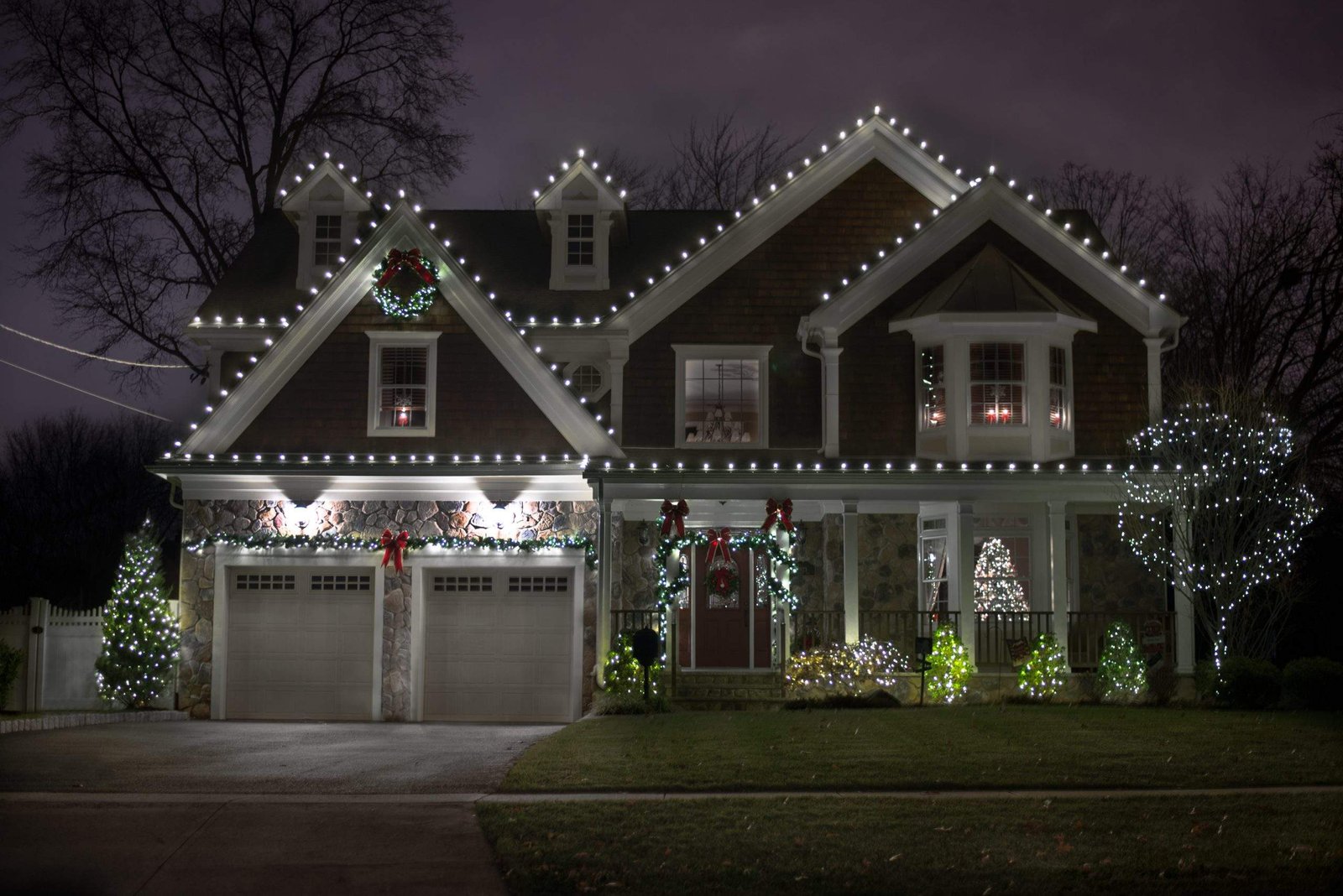 Home holiday light setup columbus